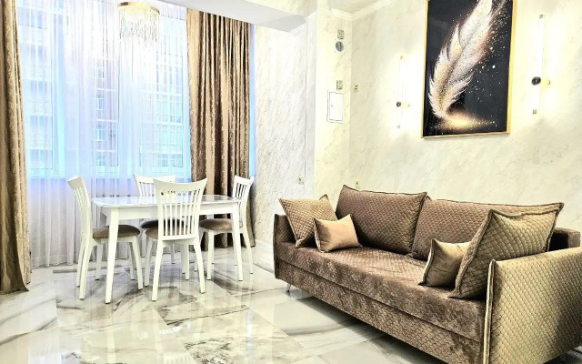 V Samom Tsentre Pyatigorska naprotiv Avtovokzala Apartments