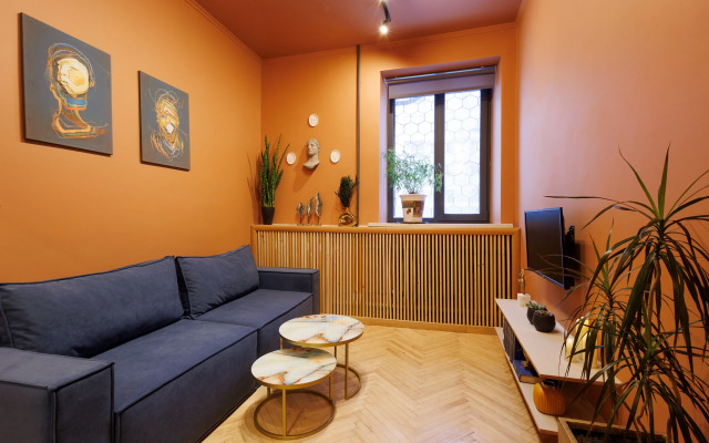 co vtorym etazhom u Strelki Vasil'evskogo Flat