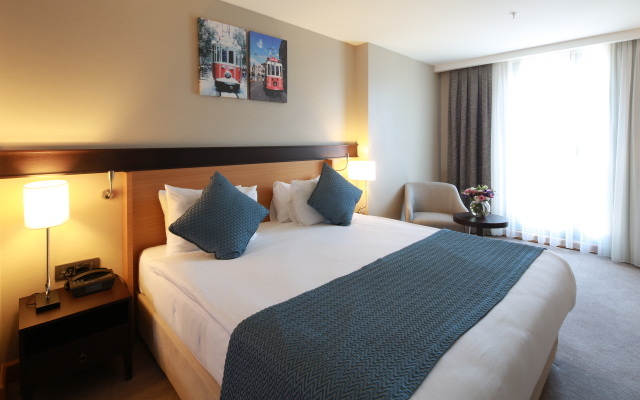 Port Bosphorus Hotel