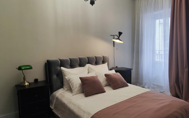 V Istoricheskom Tsentre Flat