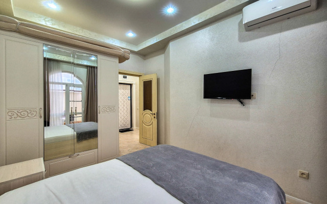 Квартира на улице Нижнеимеретинской, 143