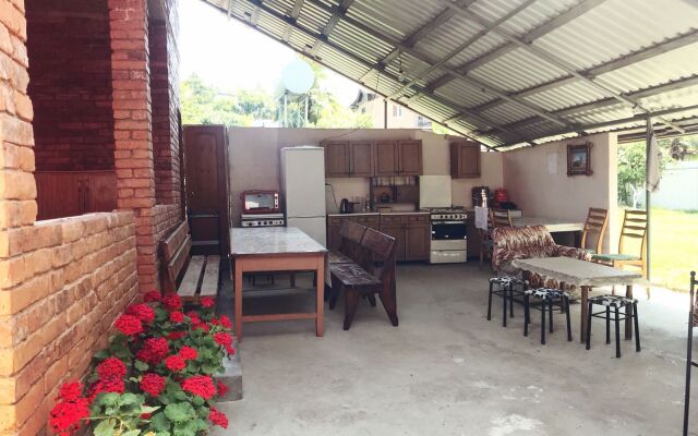 Gostevoy Dom "ilon House"