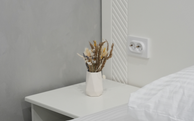 Апартаменты на Светлой 18 (302)