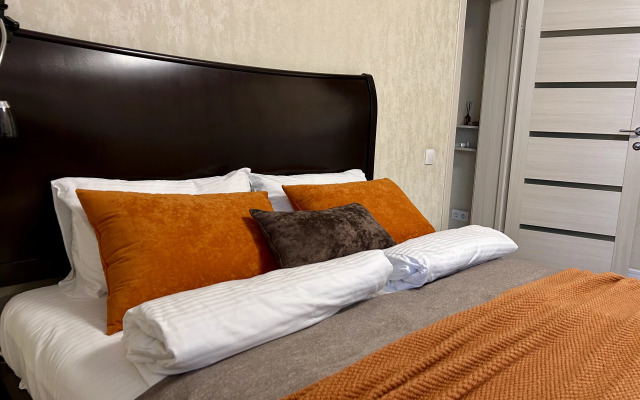 Квартира Просторная 2-х комнатная близ острова Канта