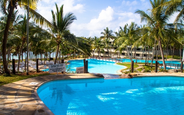 Flamingo Beach Resort & Spa