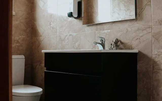 Гостевой дом Sublime Sun & Van By Meco Stays