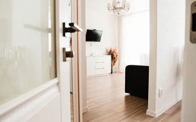 Квартира с новым ремонтом на Ломоносова 1к2