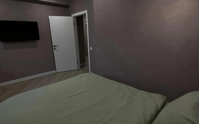 Novyie Apartamentyi Flat