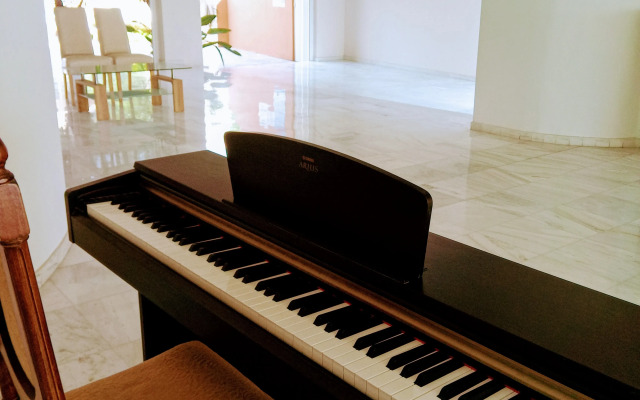 Апартаменты Saint Konstantin Stegna Beach