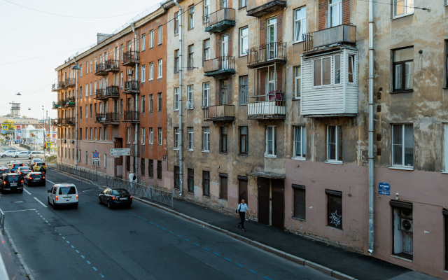 Апартаменты Beige apartment in a historic building in the city center