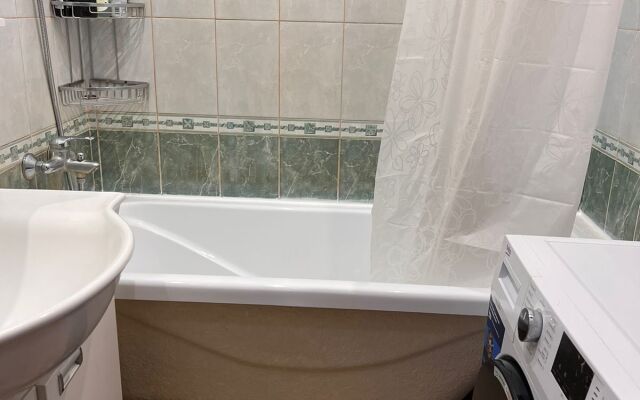 Dvukhkomnatnye Apartamenty Posutochno Apartment