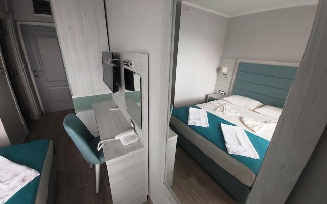 Pearl Beach Hotel