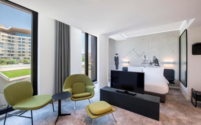 Hotel Golden Tulip Design Tbilisi