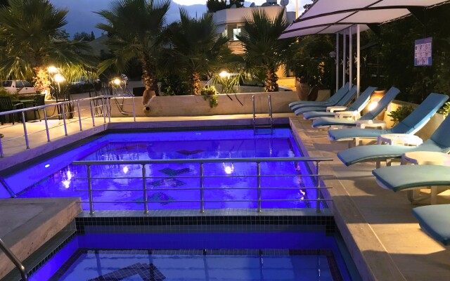 Şima Hotel