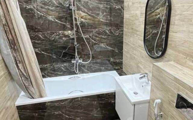 S Panoramnym Vidom Vozle Verkhnego Ozera Flat