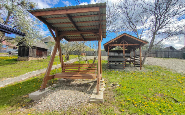 Dacha Karamel Guest House