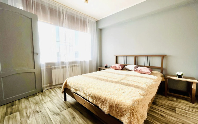 3kh Komnatnaya Kvartira U Zhd Vokzala Flat
