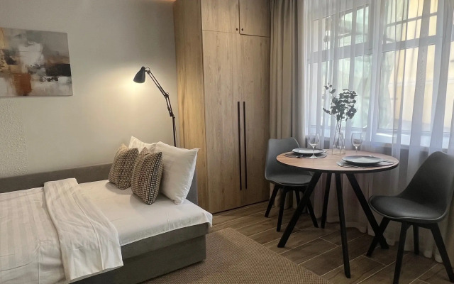 Апартаменты у Часовой Башни Оранжевые