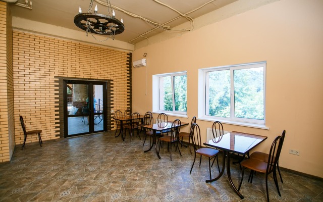 Skazka U Morya Guest House