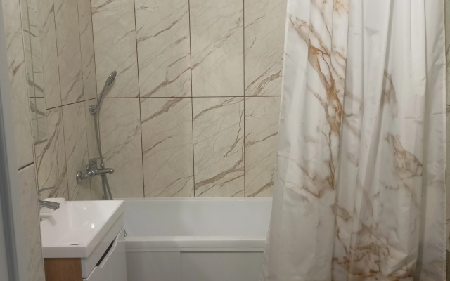 Апартаменты студия 45 на Симанина 14