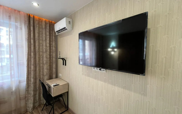 Uyutnaya Studiya v Tsentre Vzletki Flat