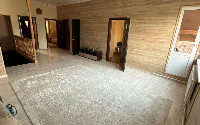 Частный дом в деревне