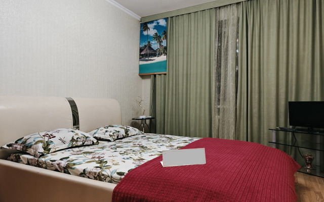 Квартира уютная трехкомнатная  на Демократической 35