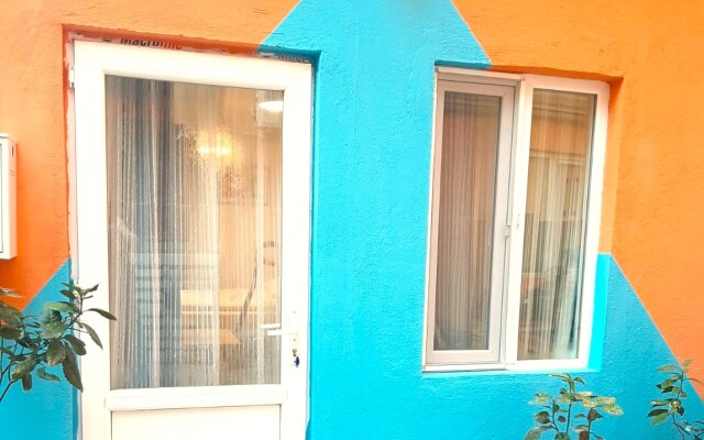 Nebula Inn Apartment