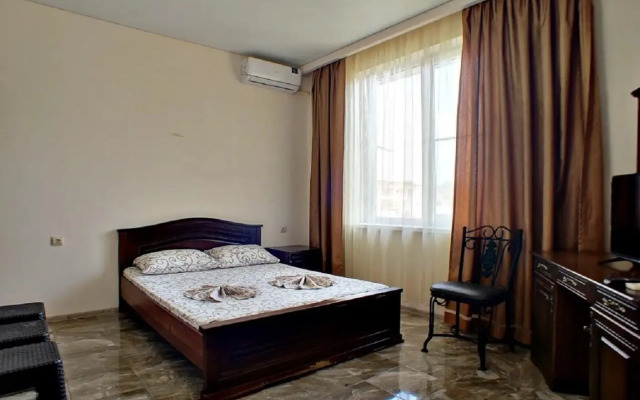Santorini Guest House
