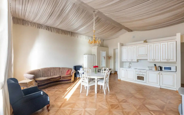 Апартаменты a.m. Rooms Neva Balcony (Angliyskaya Naberezhnaya)