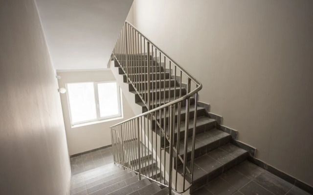 Na Ulitse Revolyutsionnaya 39/3 Flat