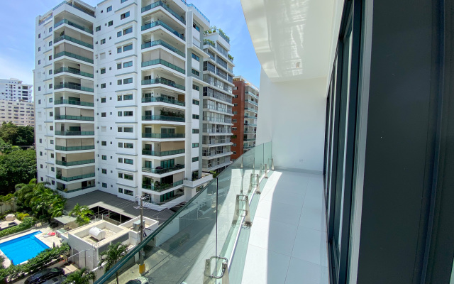 Monaco XII Apartments