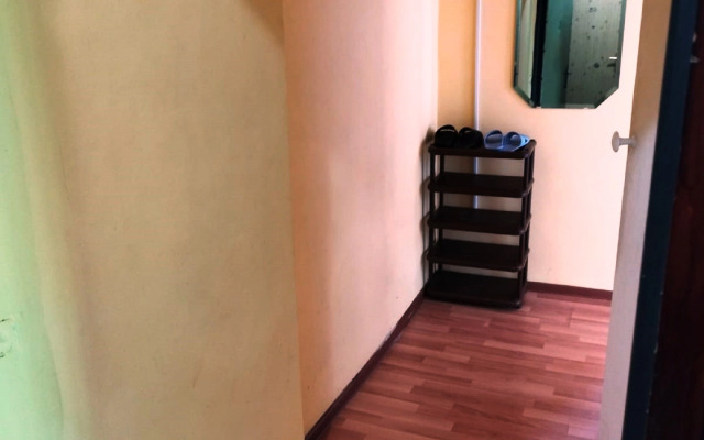 Ryadom S Zhd Vokzalom Flat