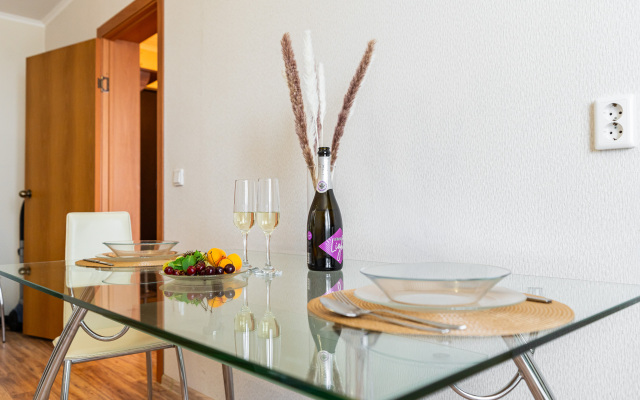 S Vidom Na More Ot LetoApart Apartments