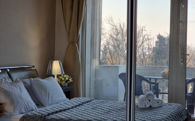 Apartments Maiden Tower apart
