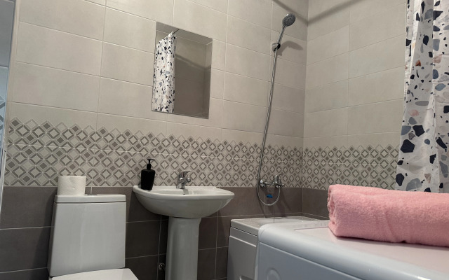 Uyutnaya V Tsentre Leninskogo Rayona Flat