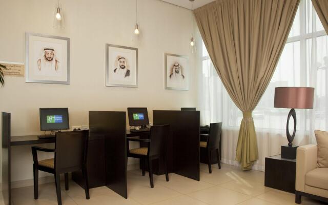 Holiday Inn Express Dubai Internet City an IHG Hotel