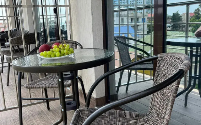 3-Kh Mestnye u Chernogo Morya Lenina 219/5 Apartments