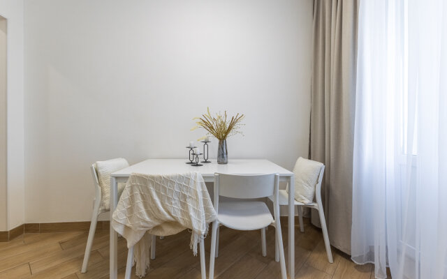 Comfort Home Na Rotornoy 27b Apartments