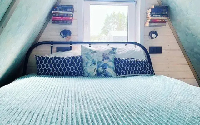 Частный дом А-фрeйм с баней и артезиaнским бaсceйном