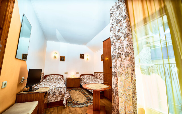 Kryimskaya 50 Guest House