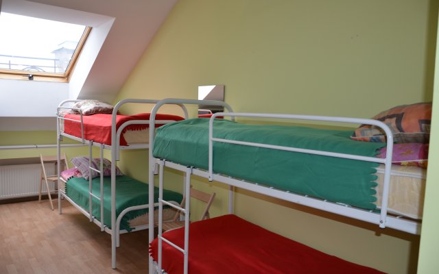 Guest House on Nevsky - Hostel