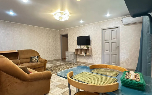 Dvukhkomnatnye V Tsentre Kazani Apartments