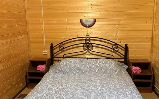 Na Beregu Ozera Plescheevo 57b Private house