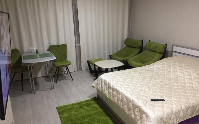 Апартаменты на Металлургов 13