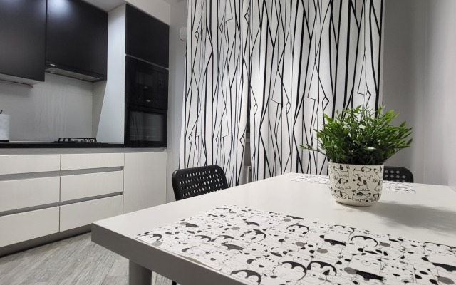 Апартаменты День и Ночь на Согласия