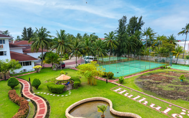 Hulhule Island Hotel
