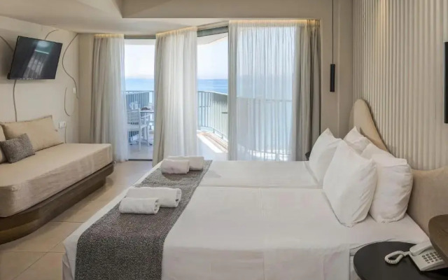 Alia Beach Hotel