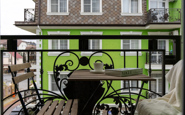 Апартаменты RED APARTMENTS Арт Лайт Луиджи