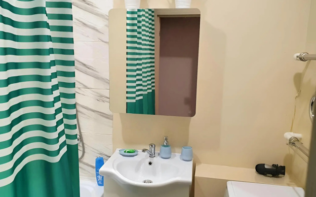 Квартира Виталий HouseRent Трёхкомнатная по ул. Рината Галеева,35